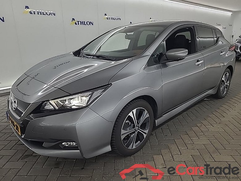 NISSAN LEAF N-CONNECTA 40kWh 5D uitlopend #1