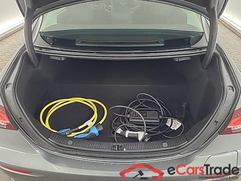 MERCEDES-BENZ E-Klasse Limousine E 300 e 9G-TRONIC Bus Sol Lux 4D 235kW #5