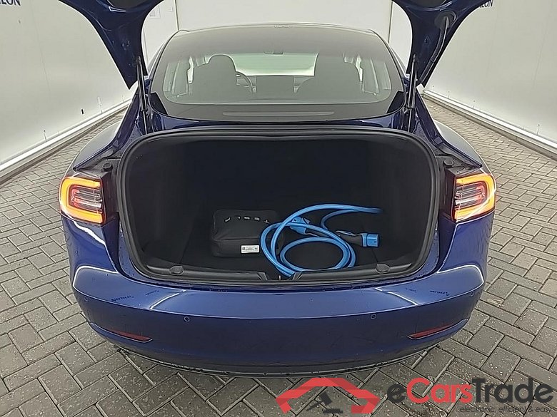 Tesla Model 3 Long Range Dual Motor AWD 4D 350kW #5
