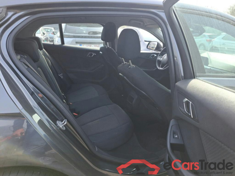 BMW 1 SERIES HATCH 1.5 118I (100KW) #6
