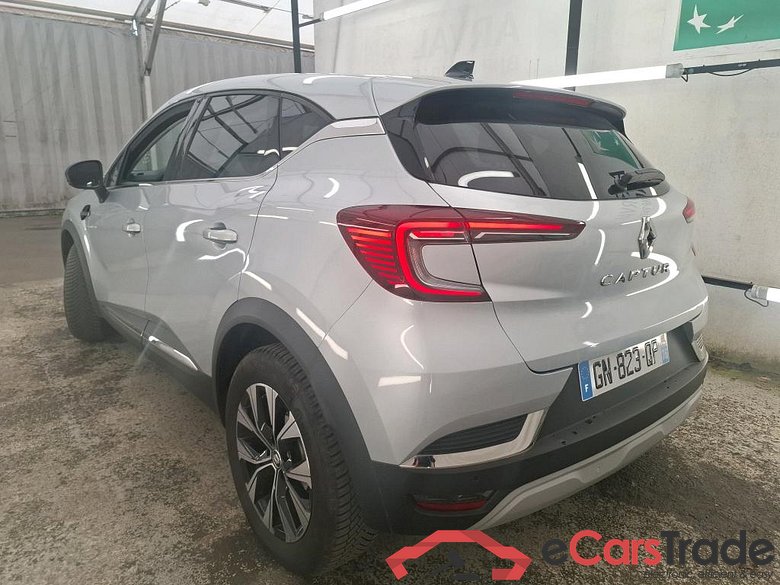 RENAULT Captur / 2019 / 5P / SUV techno mild hybrid 140 #2