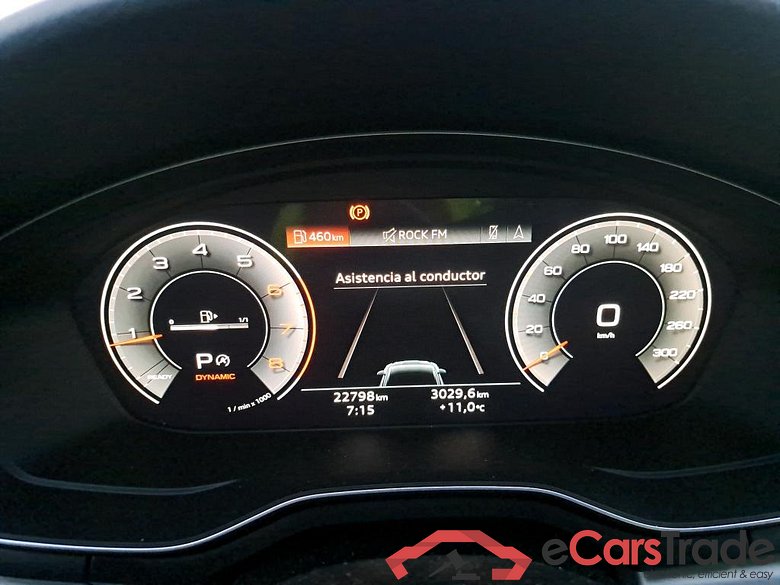 AUDI A5 / 2019 / 5P / berlina con portón S Line 40 TFSI 150kW S tronic Sportback #4