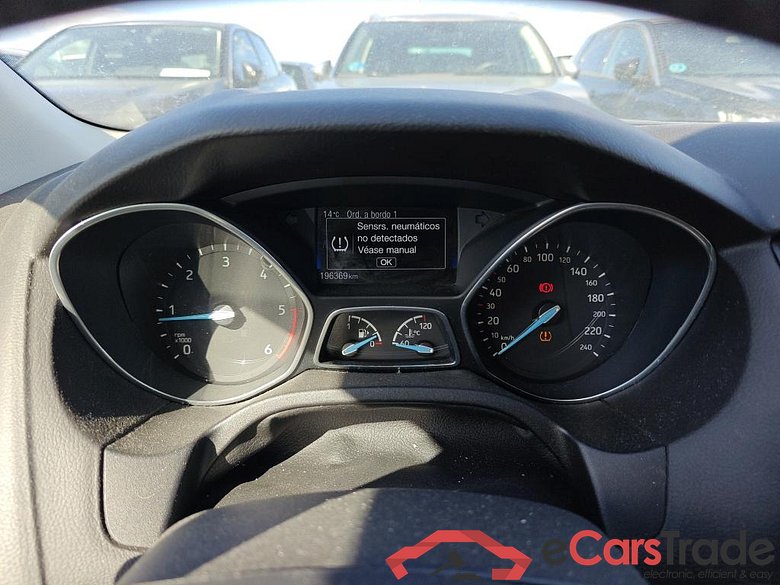 FORD FOCUS 5p 3G berlina con portón 1.5 TDCi E6 70kW (95CV) Trend+ #4