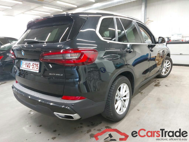 BMW - BMW X5 xDrive25d 211PK Pack Business Plus With Heated Vernasca Comfort MEM Seats & Innovation Pack & Head Up & Pneumatic Suspension & Driving Assistant Pro & Travel Pack & Parking Assistant Plus & Trailer Towing Hook #2