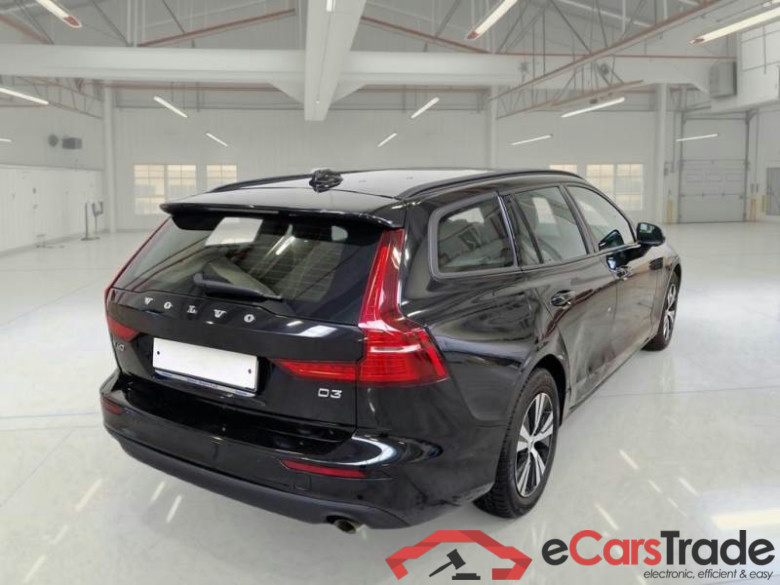 VOLVO V60 / 2018 / 5P / STATION WAGON D3 GEARTRONIC BUSINESS #2
