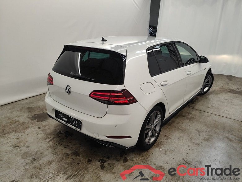 Volkswagen Golf VII 1.5 TSi ACT 110kW Highline DSG 5d #2
