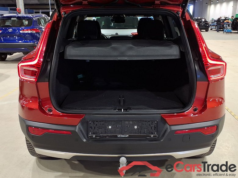VOLVO XC40 78 KWH P8 AWD RECHARGE R-DESIGN #3