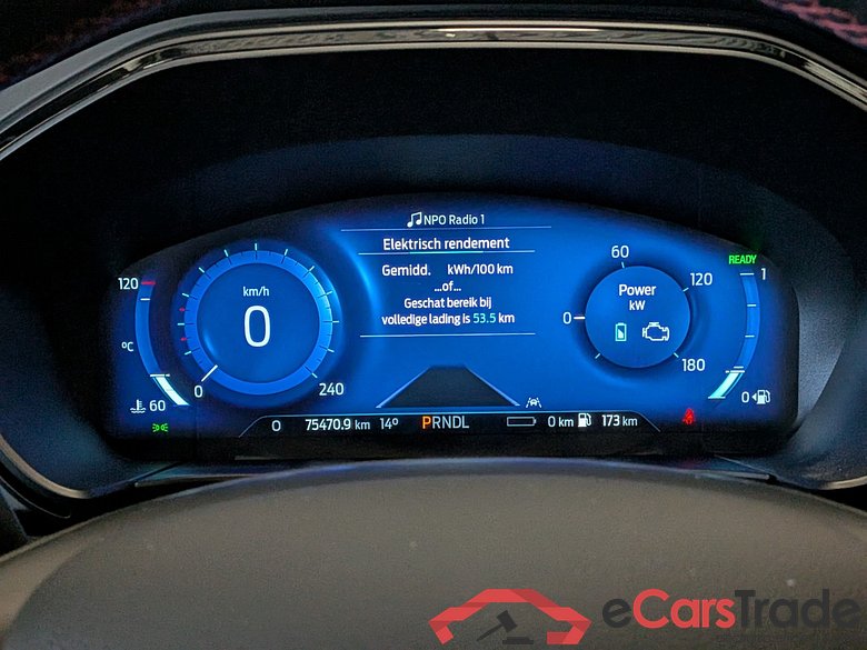FORD Kuga 2.5 PHEV ST-Line #6