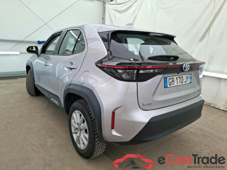 TOYOTA Yaris Cross Hybride / 2021 / 5P / SUV 1.5 HYBRID 116H DYNAMIC BUSINESS BEY AWD #2