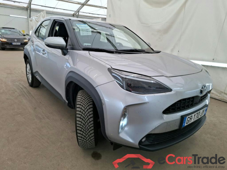 TOYOTA Yaris Cross Hybride / 2021 / 5P / SUV 1.5 HYBRID 116H DYNAMIC BUSINESS BEY AWD #4
