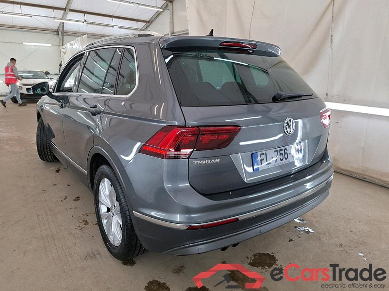 VOLKSWAGEN Tiguan / 2016 / 5P / SUV 1.5 TSI 150 EVO DSG7 Carat #2