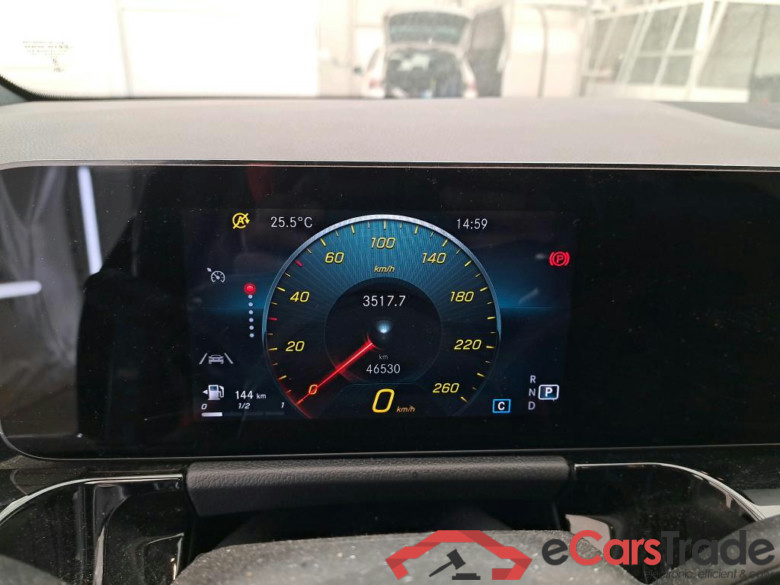 MERCEDES-BENZ GLA / 2020 / 5P / SUV 1.3 GLA 200 AMG LINE DCT #6