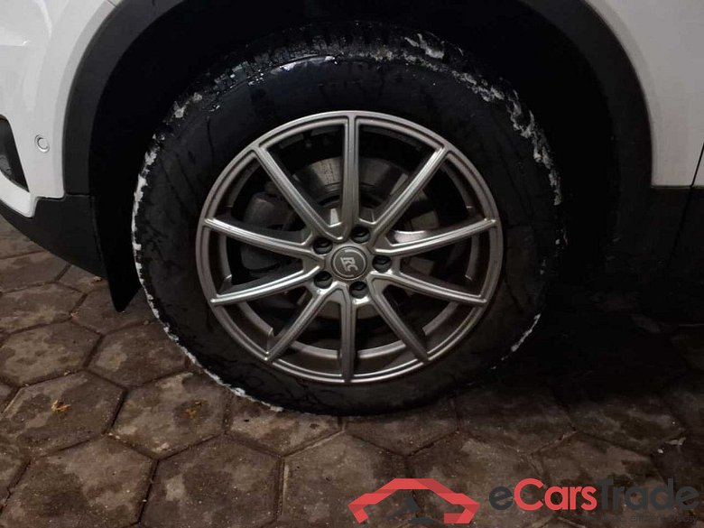 Volvo XC40 (2017->) DE - SUV5 B4 2WD EU6d, Inscription (EURO 6d), 2020 - 2022 #2