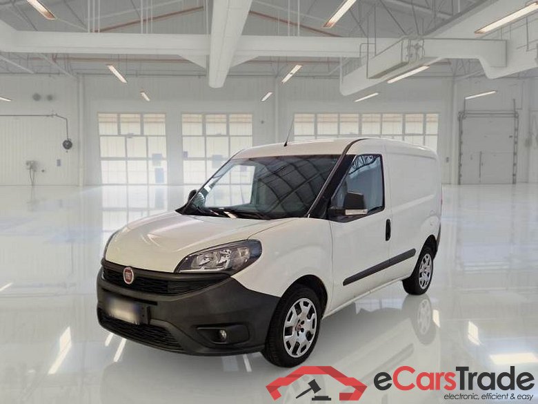 FIAT DOBLÒ CARGO / 2014 / 4P / VETT. FURGONATA CH1 LOUNGE 1.4 NAT. POWER 120CV E6D