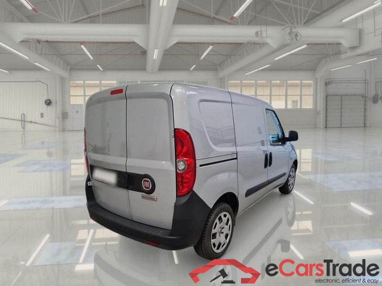 FIAT DOBLÒ CARGO / 2014 / 4P / VETT. FURGONATA CH1 LOUNGE 1.6 MJET 120CV E6D-F SeS #2