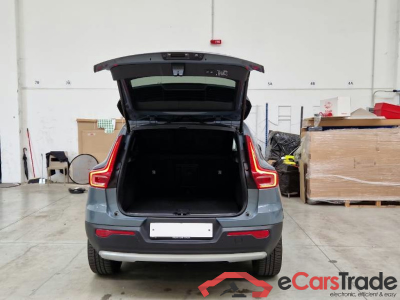 VOLVO XC40 / 2017 / 5P / SUV T5 PLUG-IN HYBRID AUTO RECHARGE INSCR. #5
