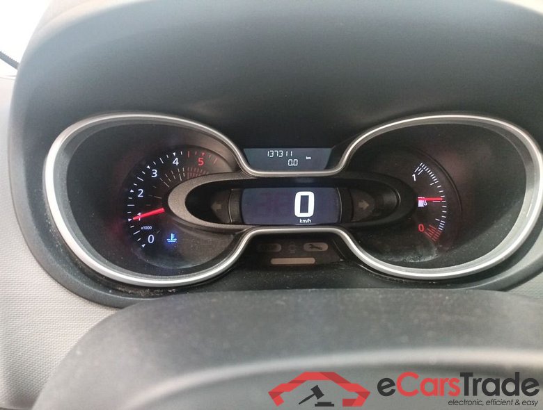 Renault Trafic L1H1 1.6 dCi 145 Energy Gr. Confort 2.9T 4d !! technical issues !! rolling car #3