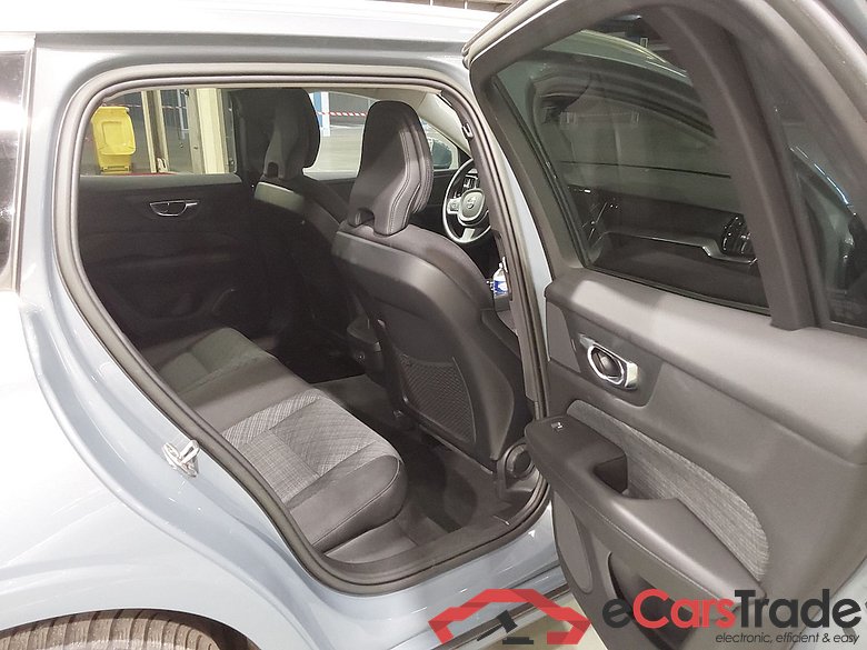VOLVO V60 2.0 B4 D MHEV CORE AUTO #5