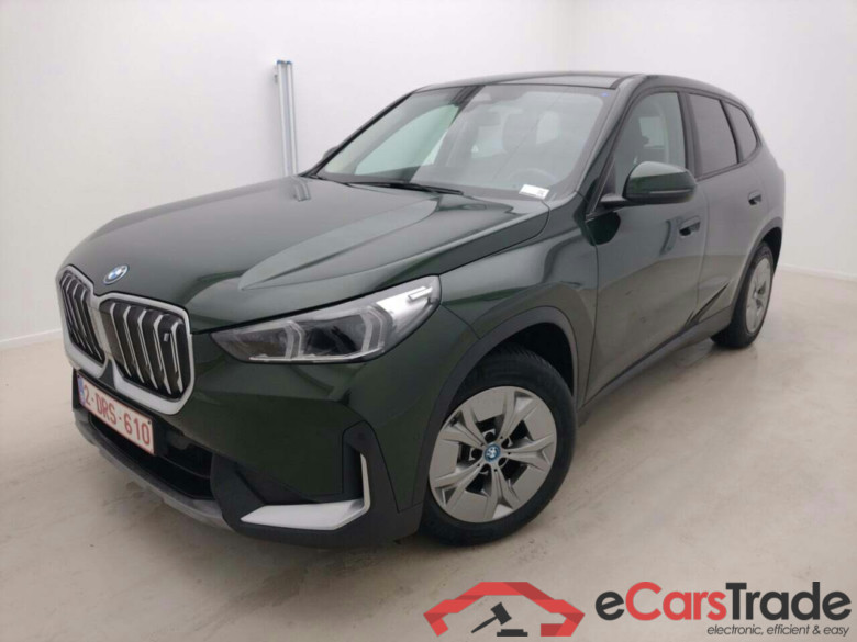 BMW iX1 xDrive30 Aut. LED Navi KeylessGo Camera Klima PDC ... #1