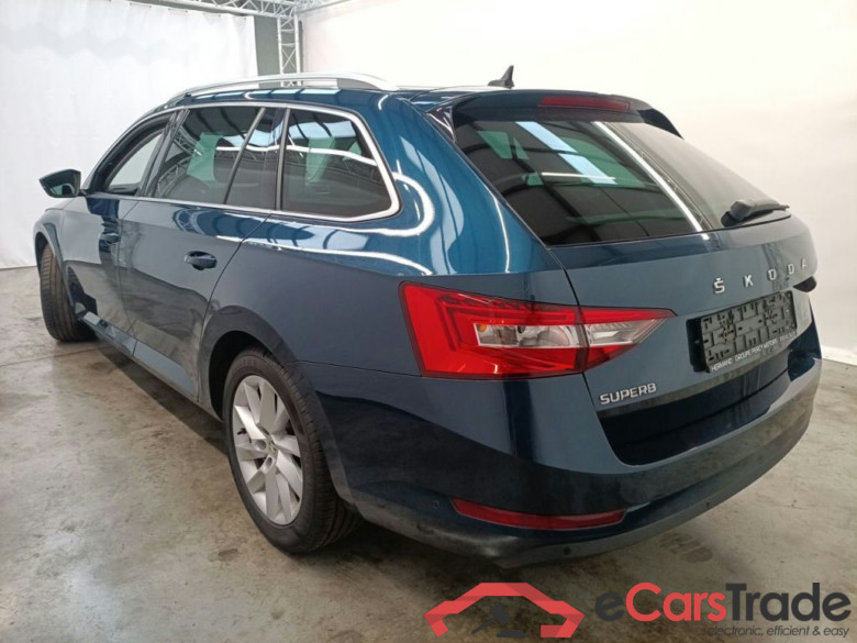 Skoda Superb 2.0 CRTDI Style Aut. LED Virtual Navi KeylessGo Klima PDC ... #4