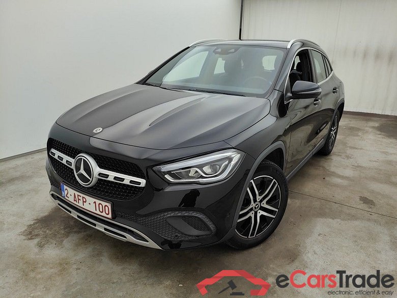 Mercedes-Benz GLA GLA 250e Business Solution 5d #1