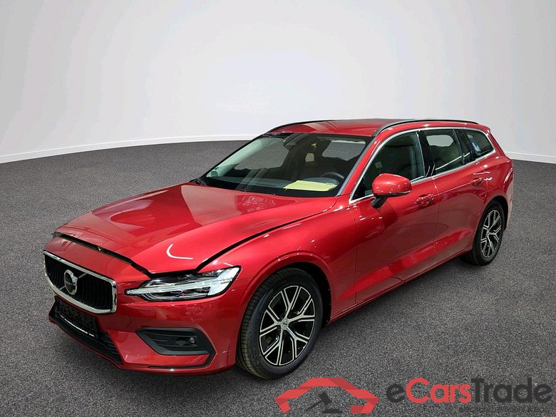 V60 Kombi Core 2.0 b5 120KW AT7 E6d