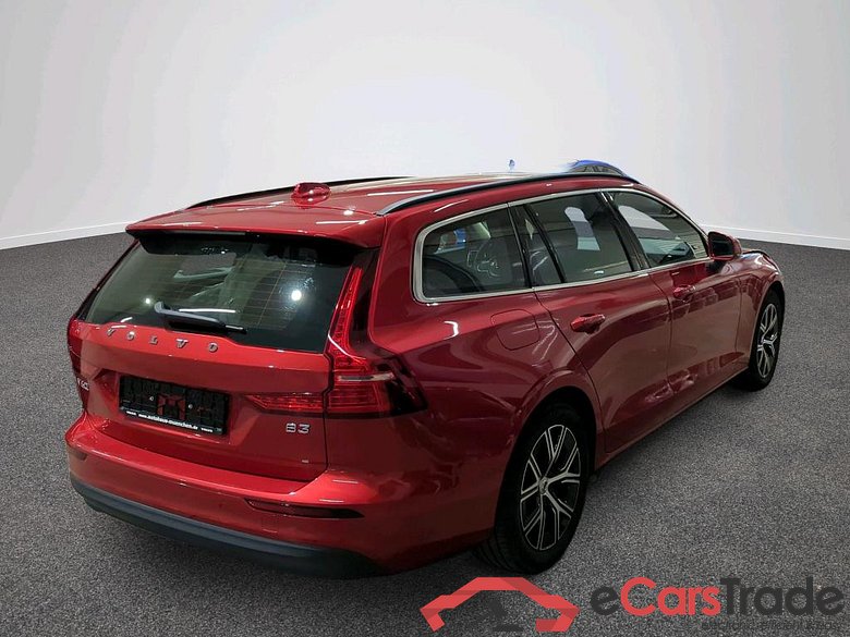 V60 Kombi Core 2.0 b5 120KW AT7 E6d #2