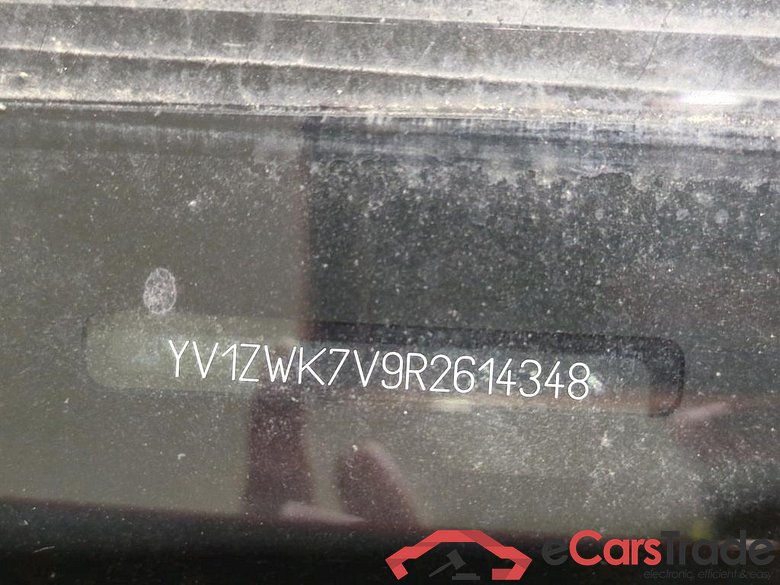 V60 Kombi Core 2.0 b5 120KW AT7 E6d #4