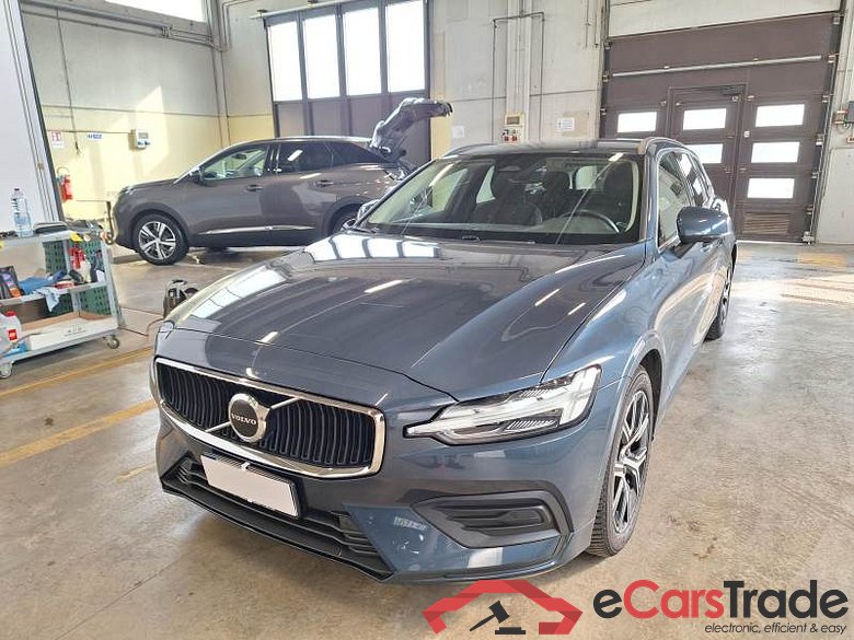 VOLVO V60 / 2019 / 5P / STATION WAGON B4 D AUTOM.CORE #1