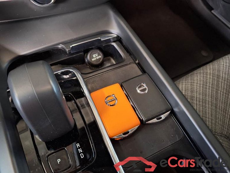 VOLVO V60 / 2019 / 5P / STATION WAGON B4 D AUTOM.CORE #6