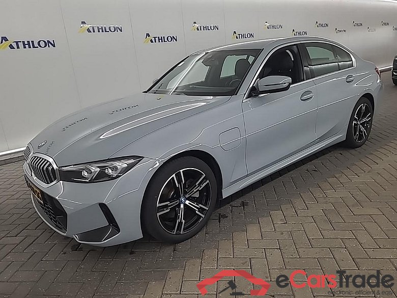 BMW 3 Serie Sedan 320e 4D 150kW #1