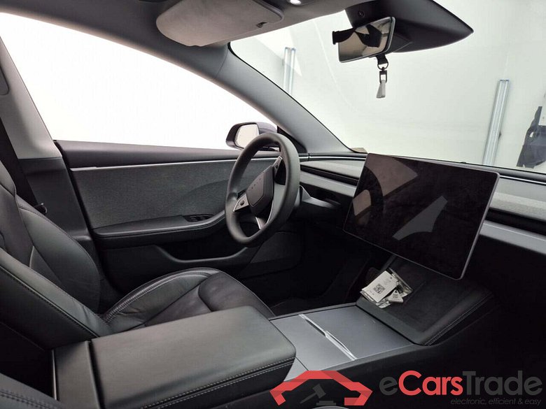 TESLA MODEL 3 STANDARD RANGE #3