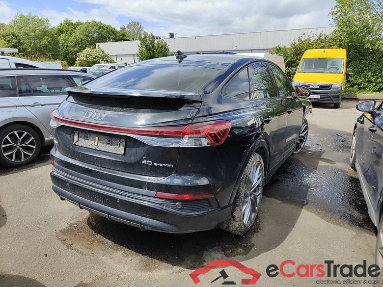 Audi Q4 Sportback e-tron 40 e-tron S Line 5d !! Damaged car !!! #2