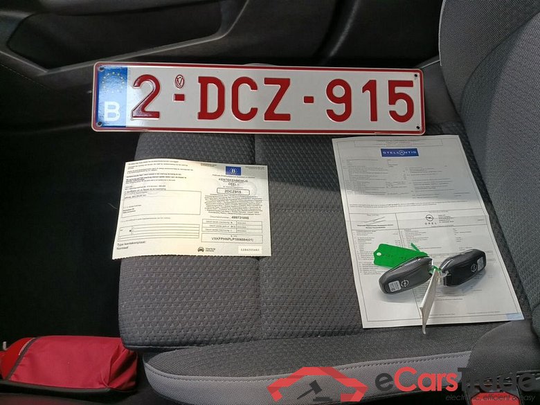Opel Astra 1.2 Turbo 81kW S/S Edition 5d #4
