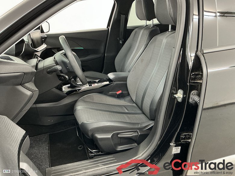 Peugeot 2008 1.5 BlueHDi Allure LED Navi 1/2 Leather Klima PDC ... #5