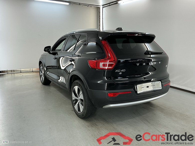 VOLVO XC40 1.5 T2 CORE LIMITED EDITION AUTO #3