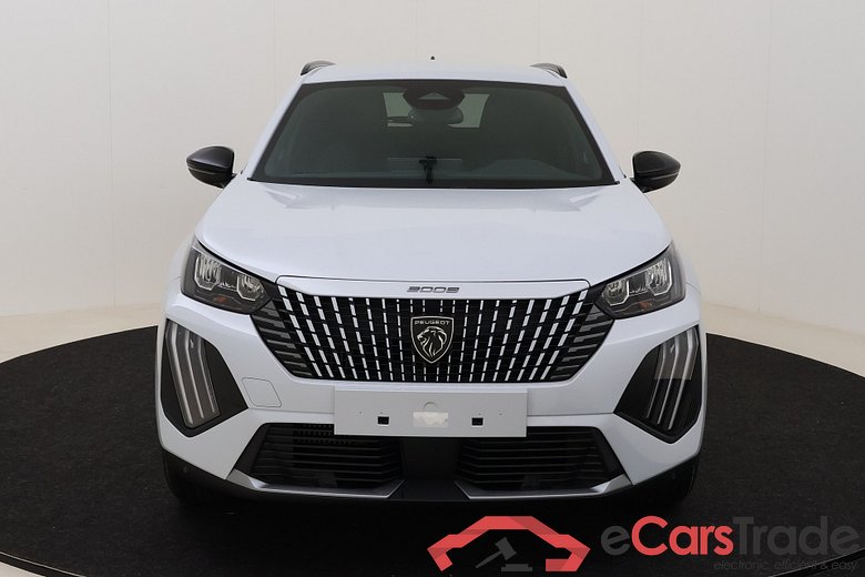 Peugeot 2008 Allure  1.2 Turbo 100 hp Man. 6    #2