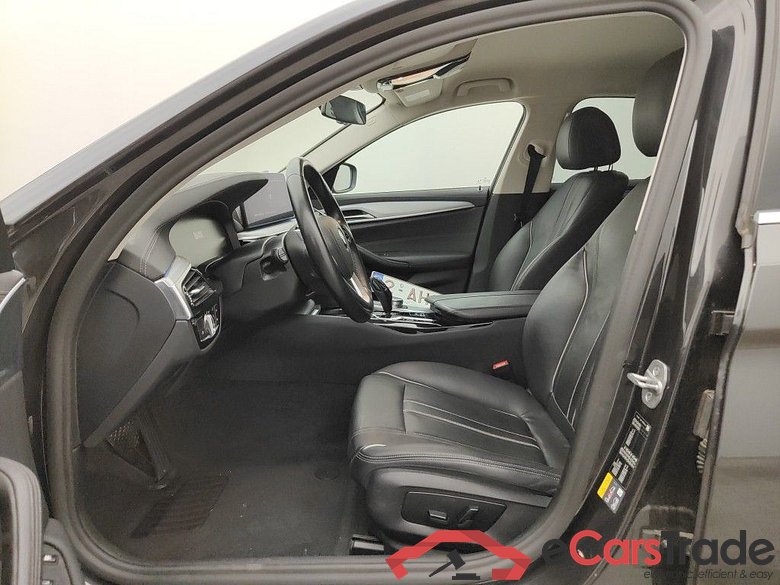 BMW 5 Reeks Berline 530e 200kW xDrive 4d #3