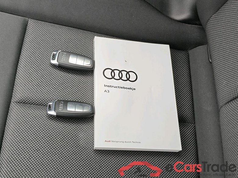 AUDI A3 Limousine 81 kW #6