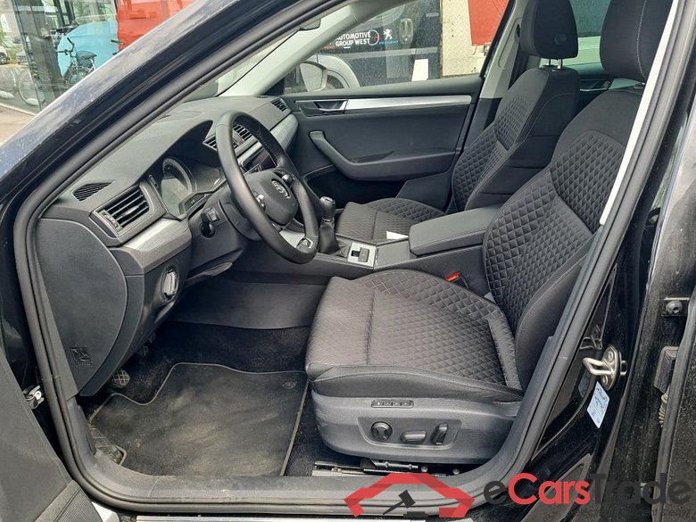 SKODA SUPERB COMBI DIESEL - 2019 2.0 CR TDi Ambition #4