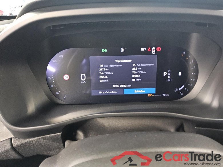 Volvo XC40 (2017->) DE - SUV5 B4 2WD EU6d, Plus Dark, (Facelift) 2022 - 2024 #6