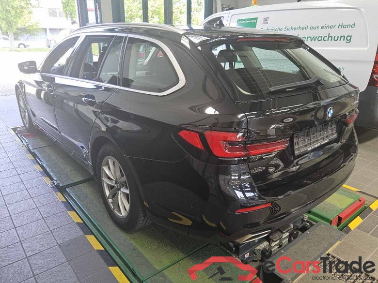 BMW 5 Touring (G31)(2017->) DE - Kb5 520 d Mild-Hybrid EU6d, xDrive, (Facelift) 2020 - 2024 #4