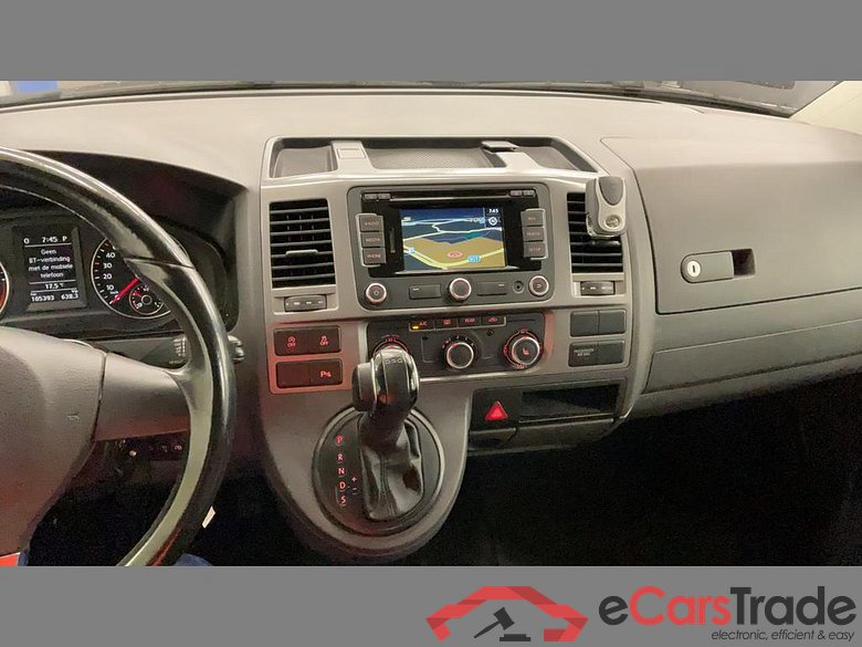 VOLKSWAGEN Transporter T5 Caravelle Swb Dsl Transporter 2.0 CR TDi Comfortline DSG #6