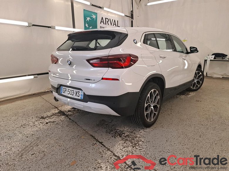 Série X2 sDrive 18i Lounge 1.5 135CV BVA7 E6d #3