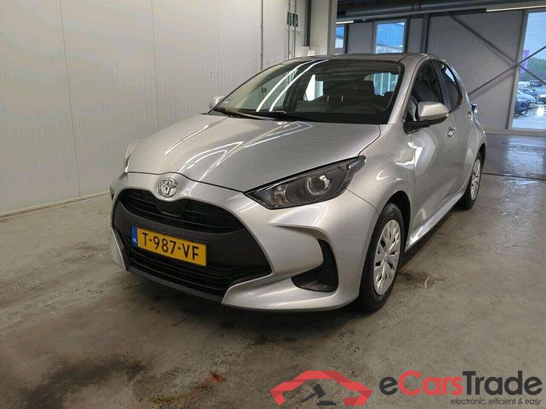 TOYOTA Yaris 1.5 VVT-i Active #1