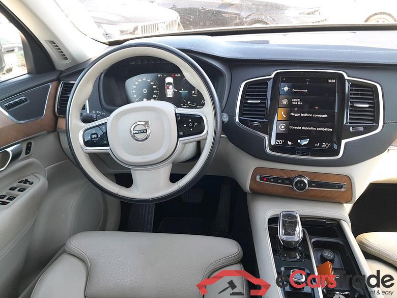 VOLVO XC90 / 2019 / 5P / todoterreno 2.0 T8 AWD Recharge Inscription Auto #3
