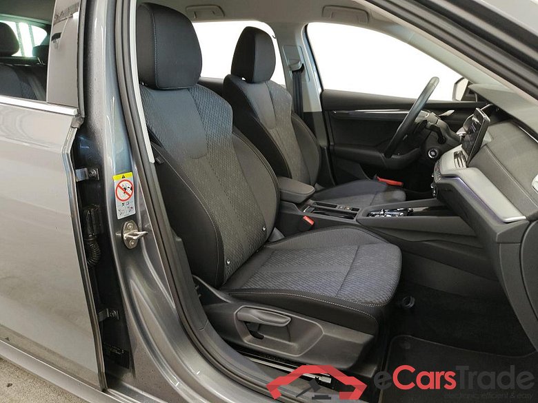 Škoda Octavia Combi 1.0 TSI e-TEC MHEV DSG Business Edit Pl 5d #3