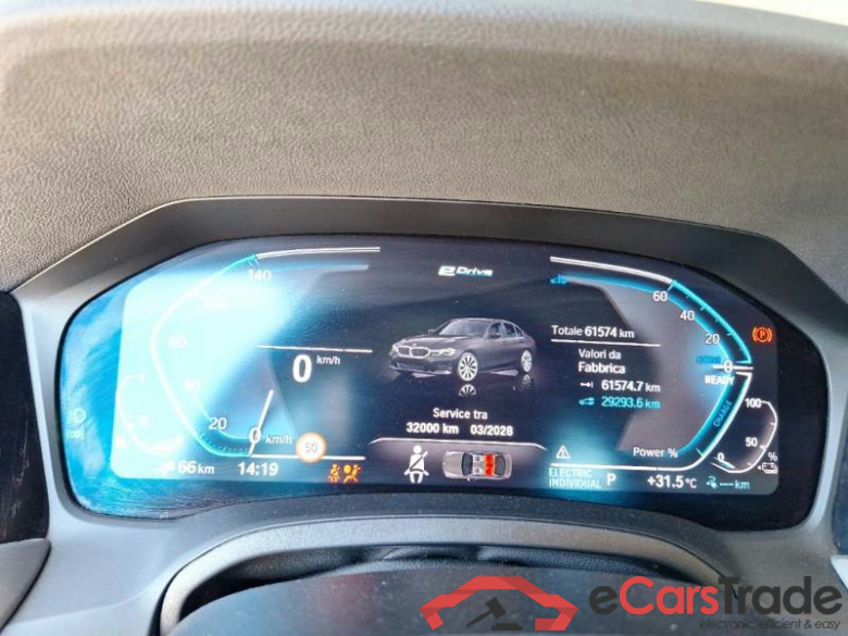 BMW SERIE 3 / 2018 / 4P / BERLINA 320E BUSINESS ADVANTAGE AUT. #4