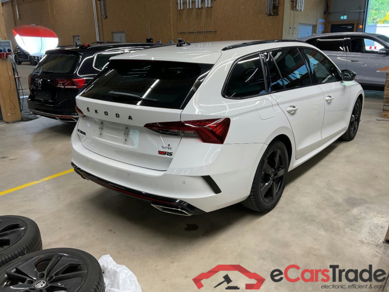 Octavia Combi RS 2.0 TDI 147KW AT7 E6d #2