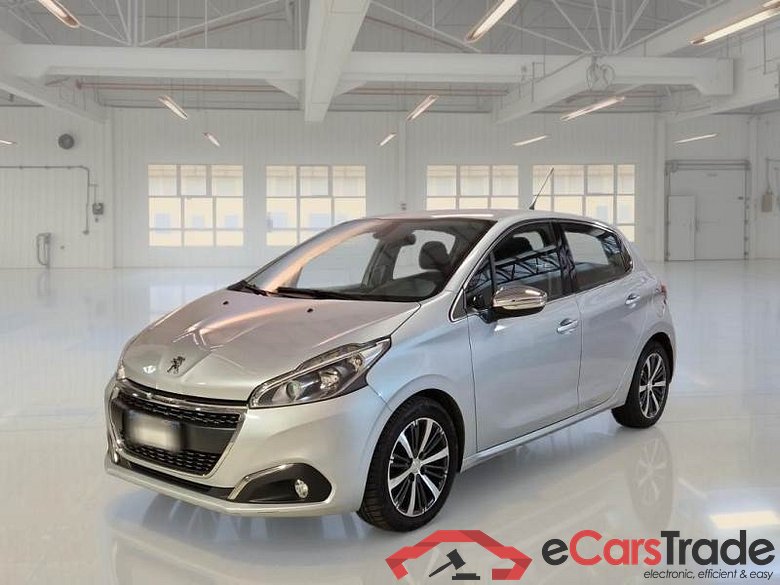 PEUGEOT 208 / 2015 / 5P / BERLINA ALLURE BLUEHDI 75CV #1